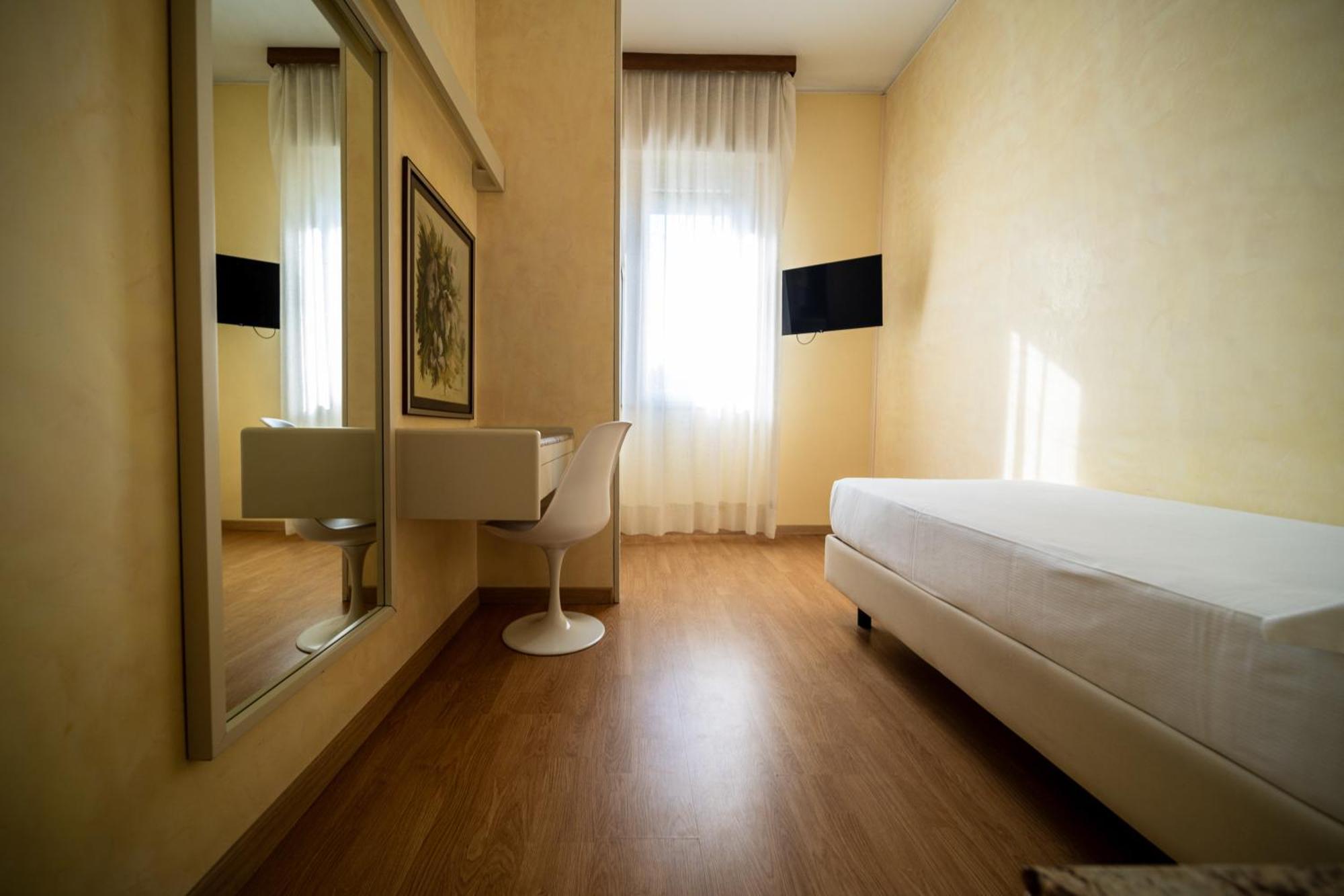 Hotel Rosabianca Rimini Exteriör bild