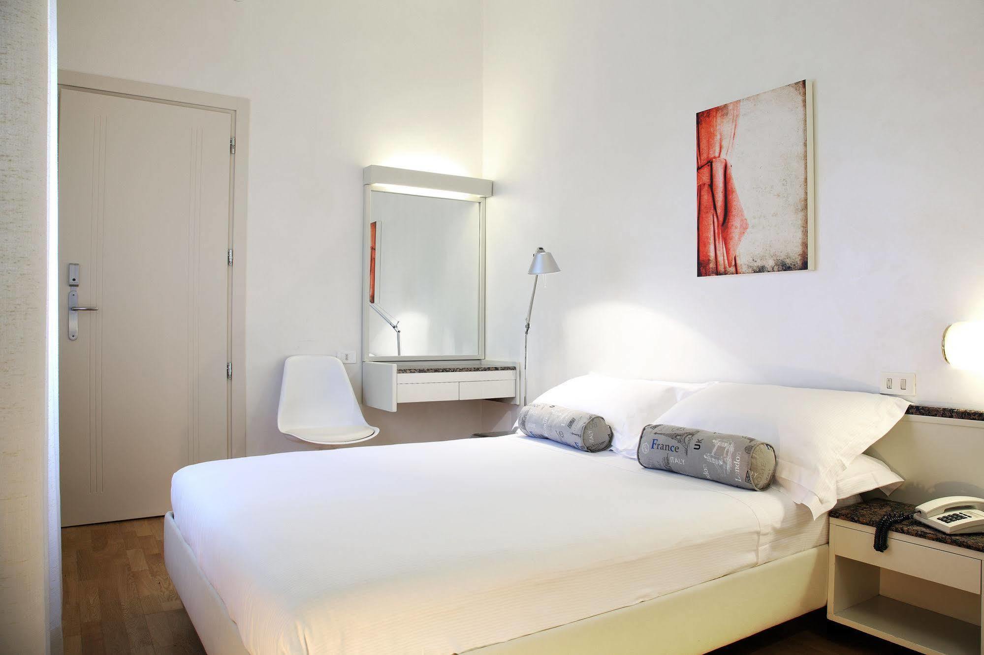 Hotel Rosabianca Rimini Exteriör bild
